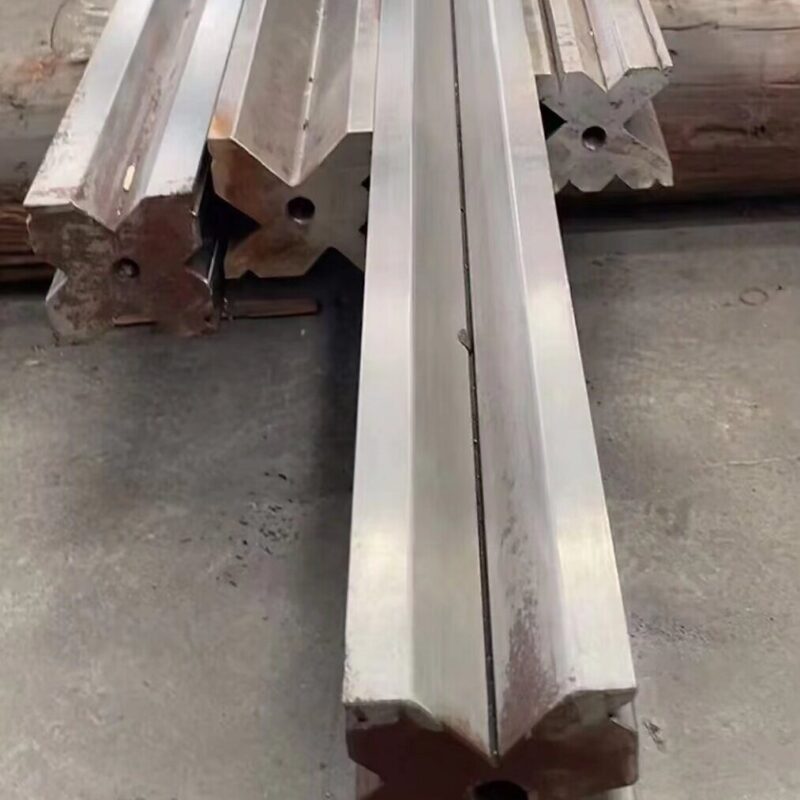 The Critical Role of V-Die Width:Why Your Bend Are Wrong