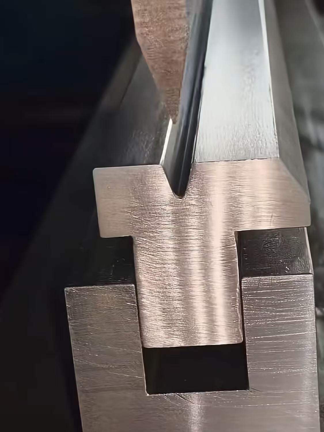 Press Brake Tooling – Premium Solutions From IVILA